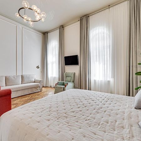 Central Family Apartment Arad Exterior foto